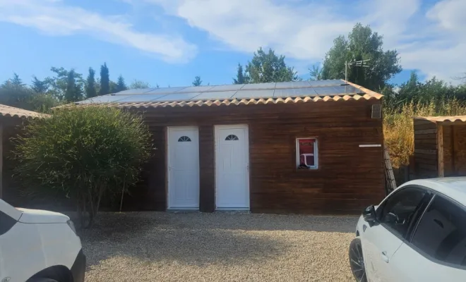 Pose de panneaux solaires avec batterie, Les Arcs-sur-Argens, J.B. Maçonnerie